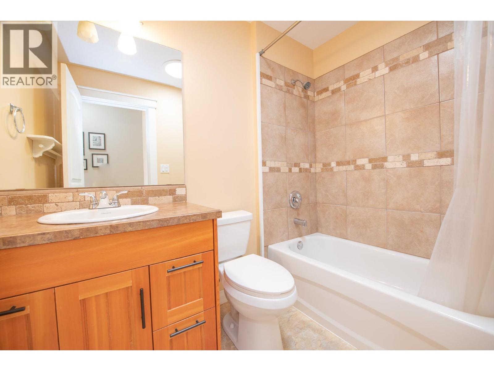 1808 Skyview Crescent Property Photo 23