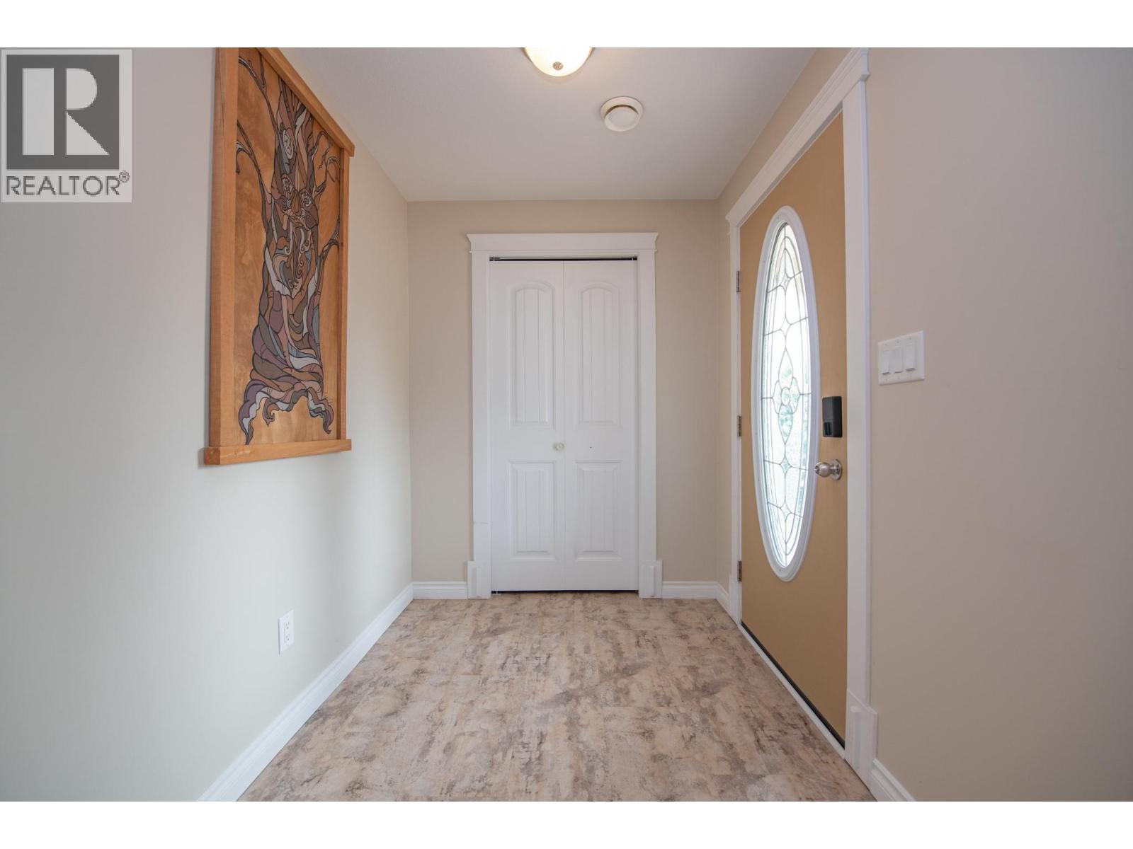 1808 Skyview Crescent Property Photo 25