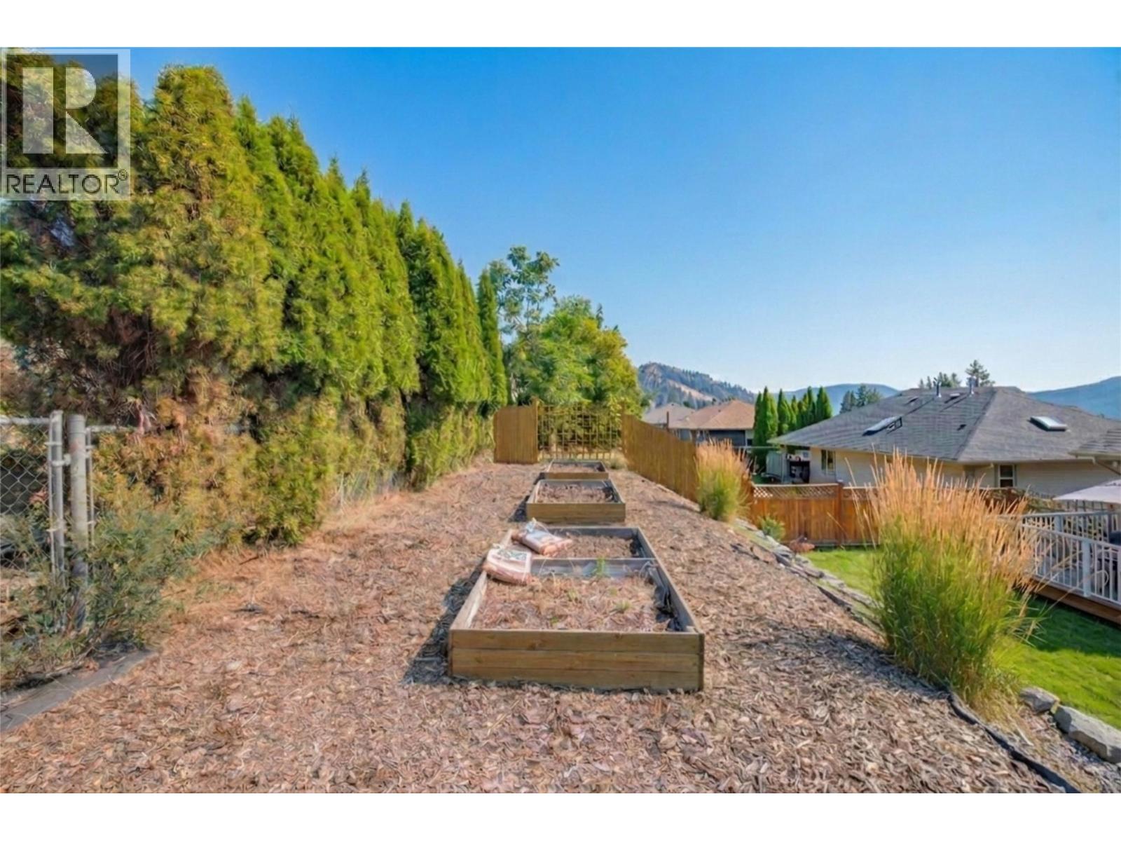 1808 Skyview Crescent Property Photo 46