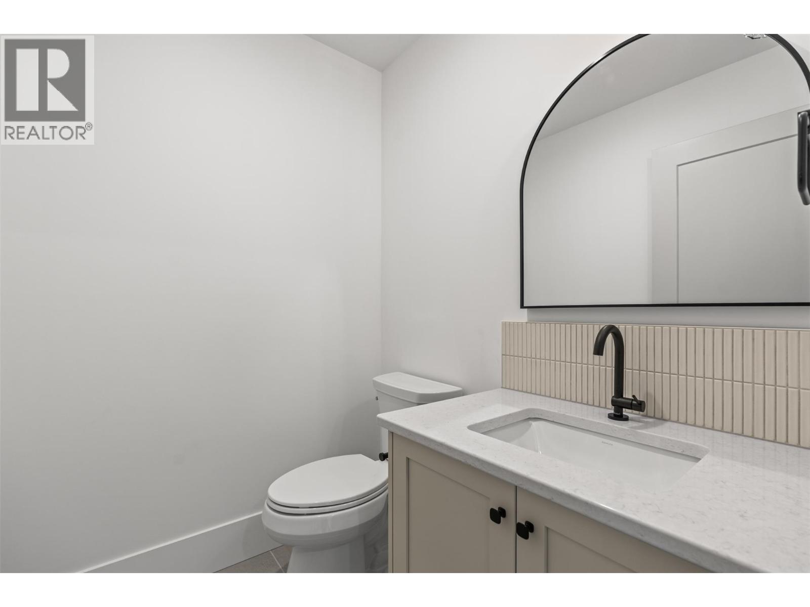 7005 Manning Place Property Photo 16