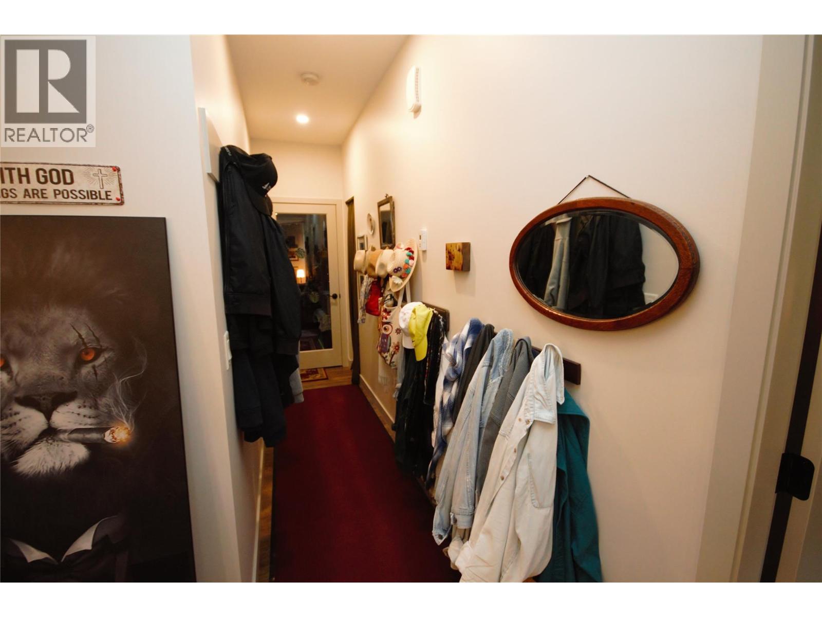 6941 Meadows Drive Property Photo 8
