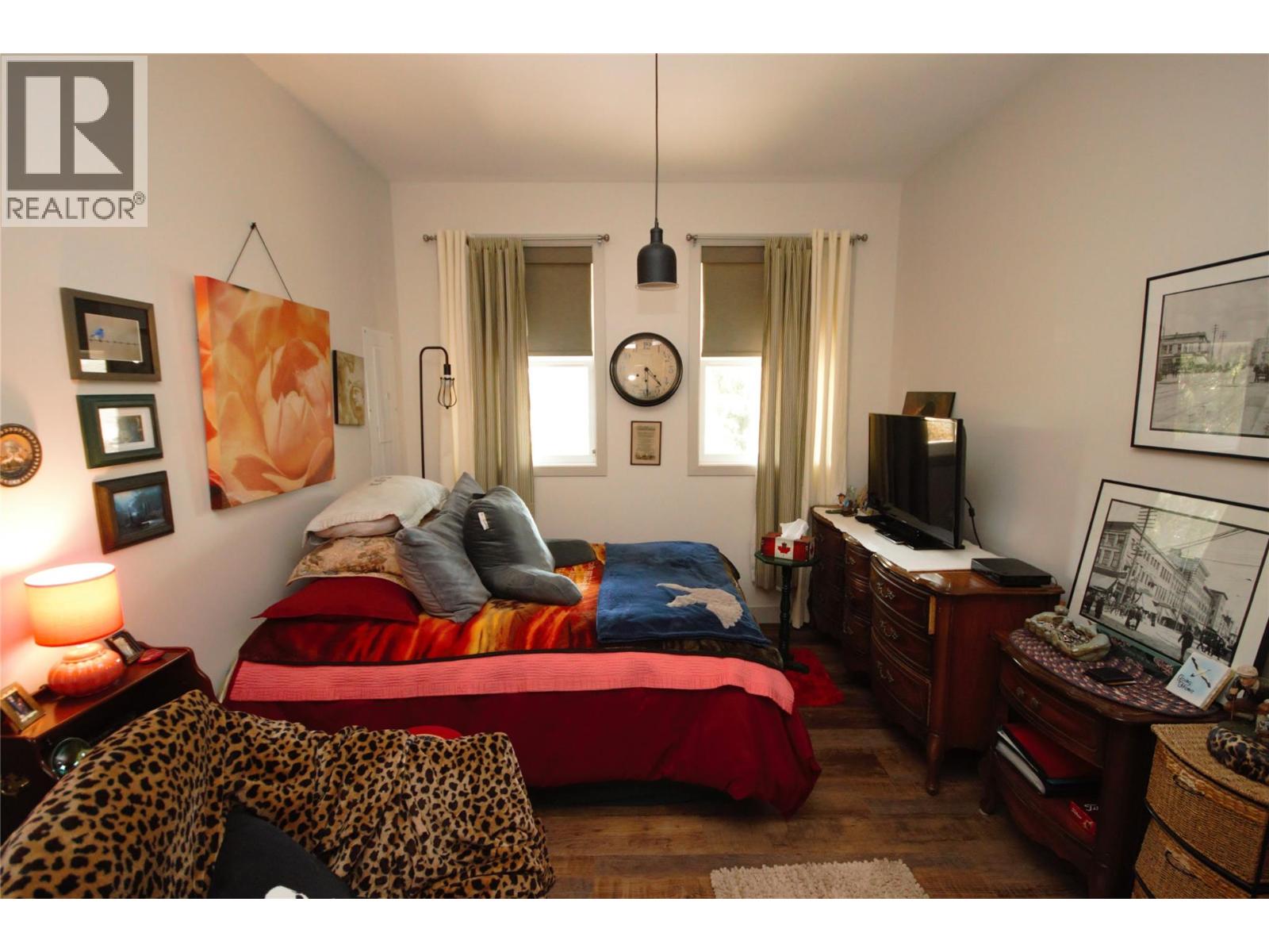 6941 Meadows Drive Property Photo 10