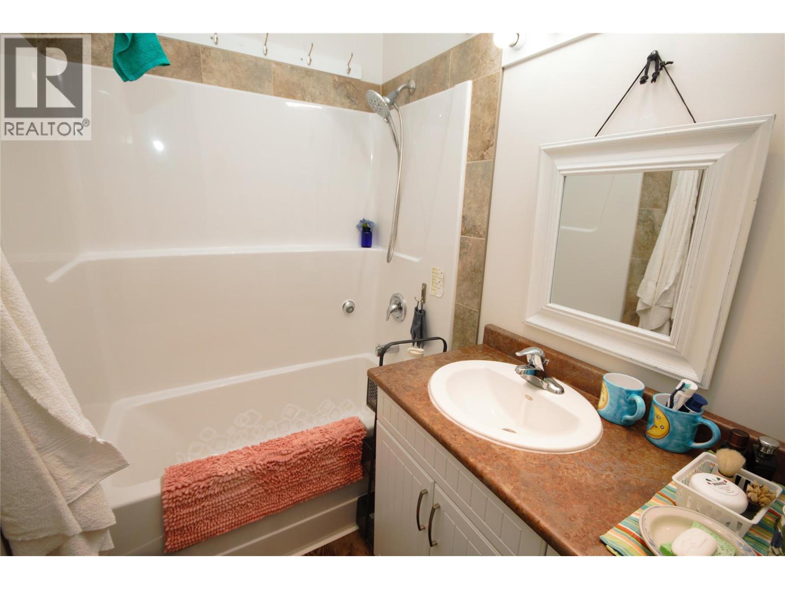 6941 Meadows Drive Property Photo 13