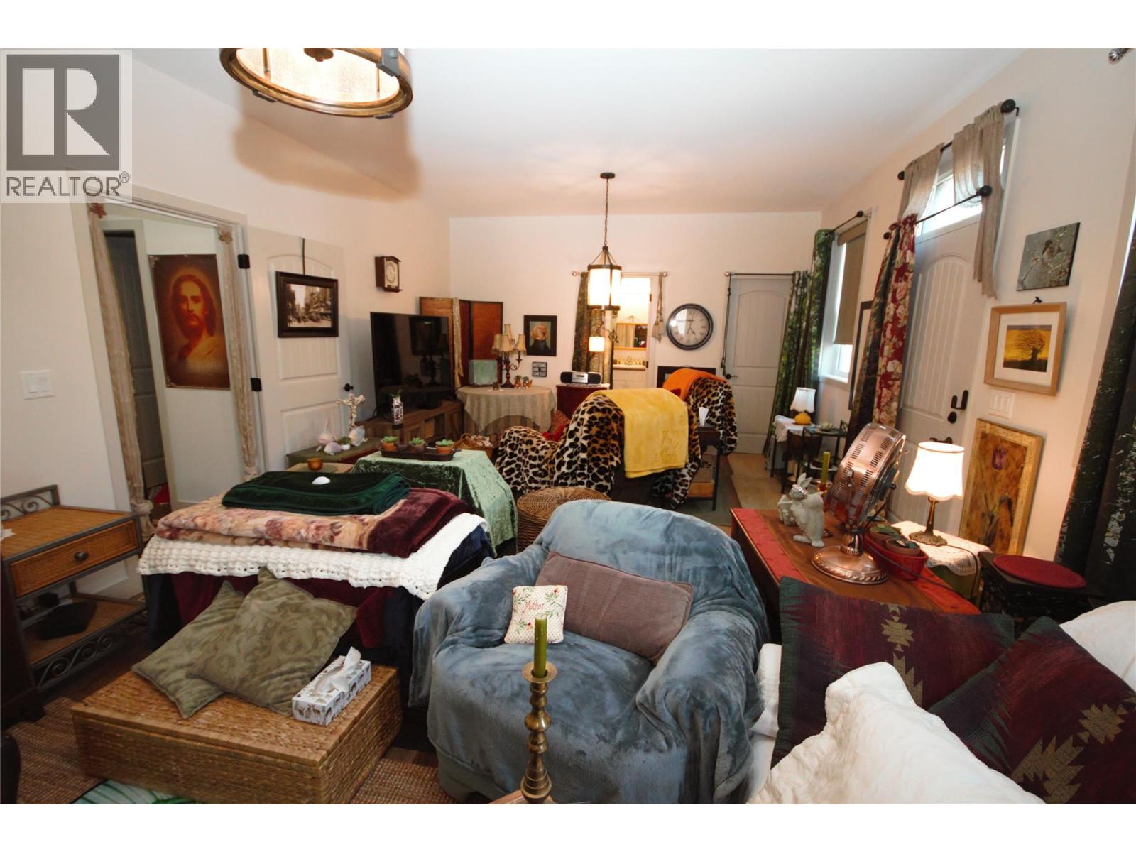 6941 Meadows Drive Property Photo 29
