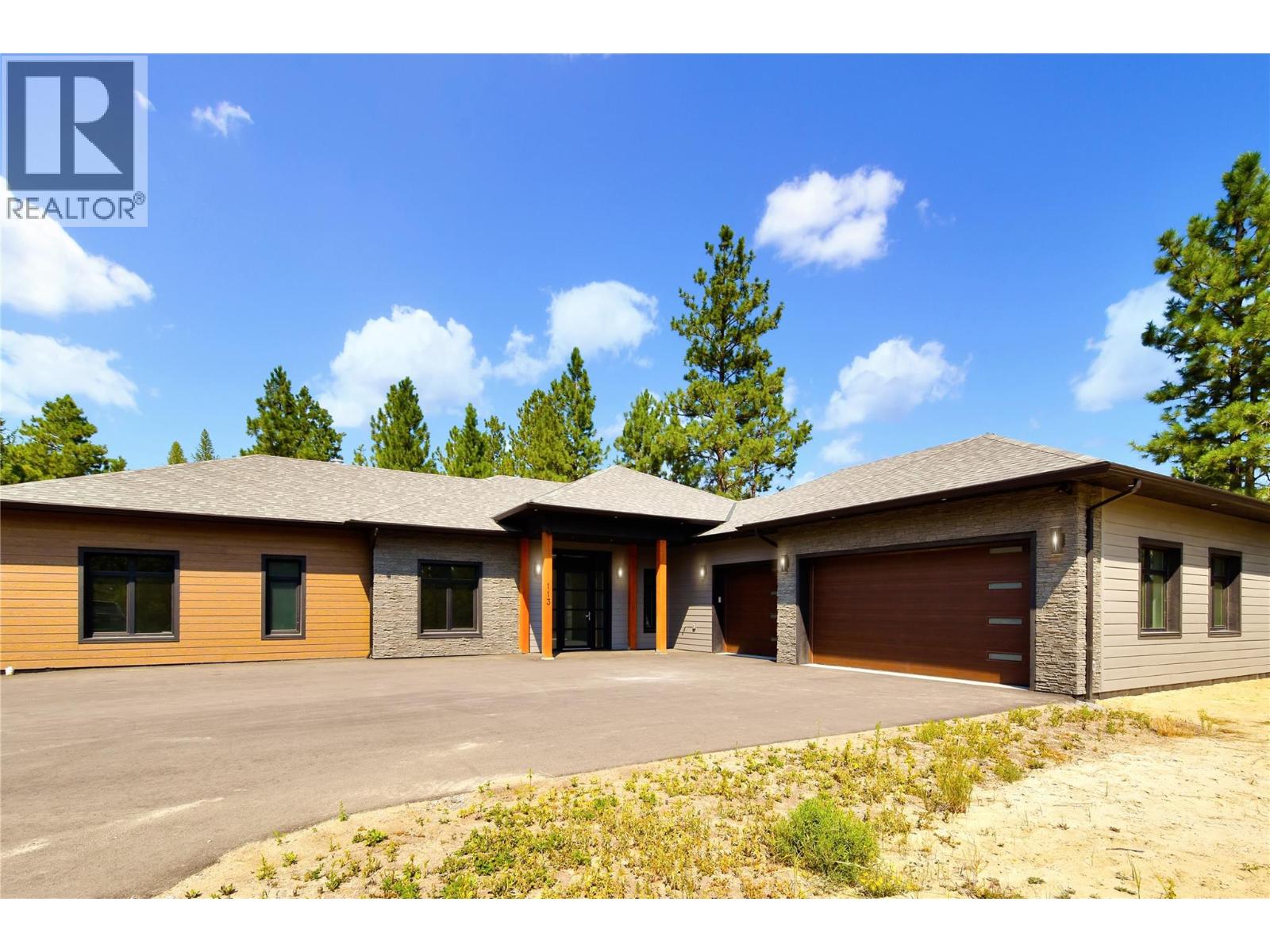 113 Corral Boulevard Property Photo 1