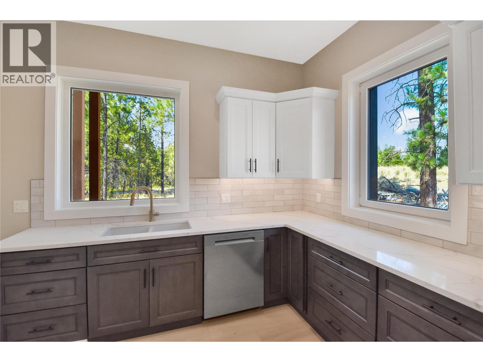 113 Corral Boulevard Property Photo 24