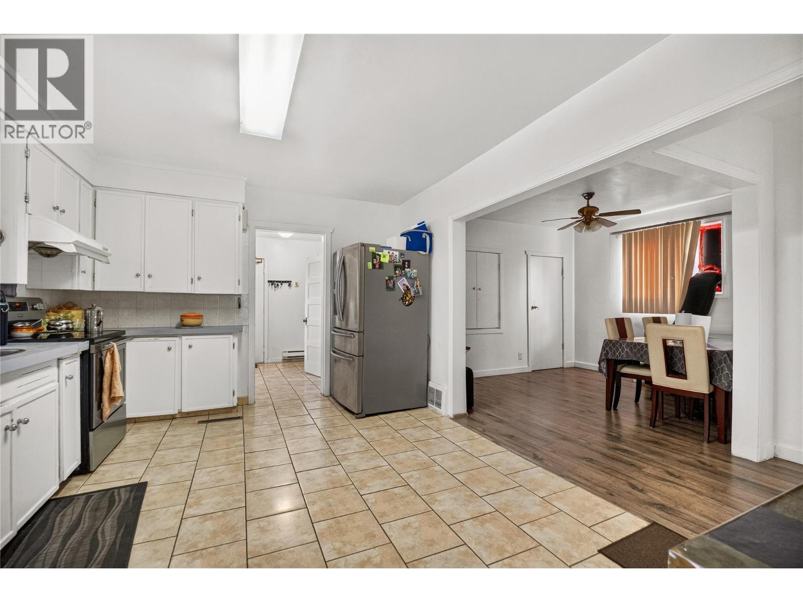 10319 42 Avenue Property Photo 11