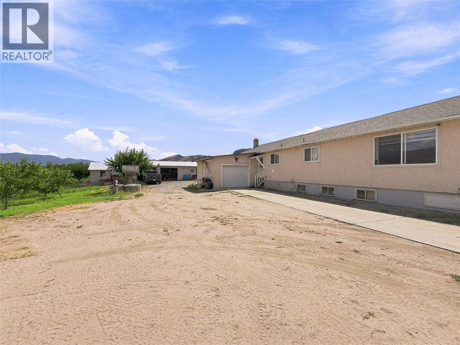 10319 42 Avenue Property Photo 30
