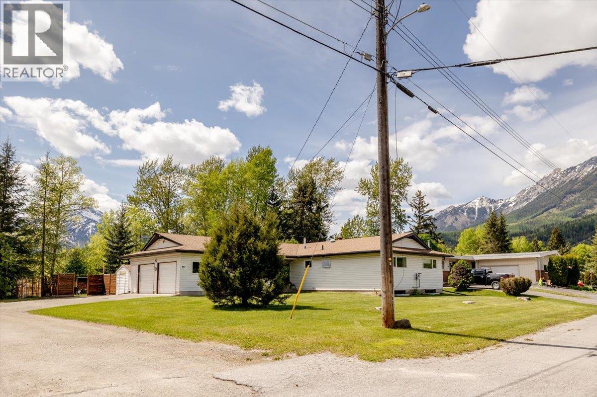 39 Elkview Drive Property Photo 1