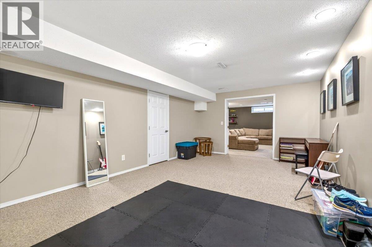 39 Elkview Drive Property Photo 46