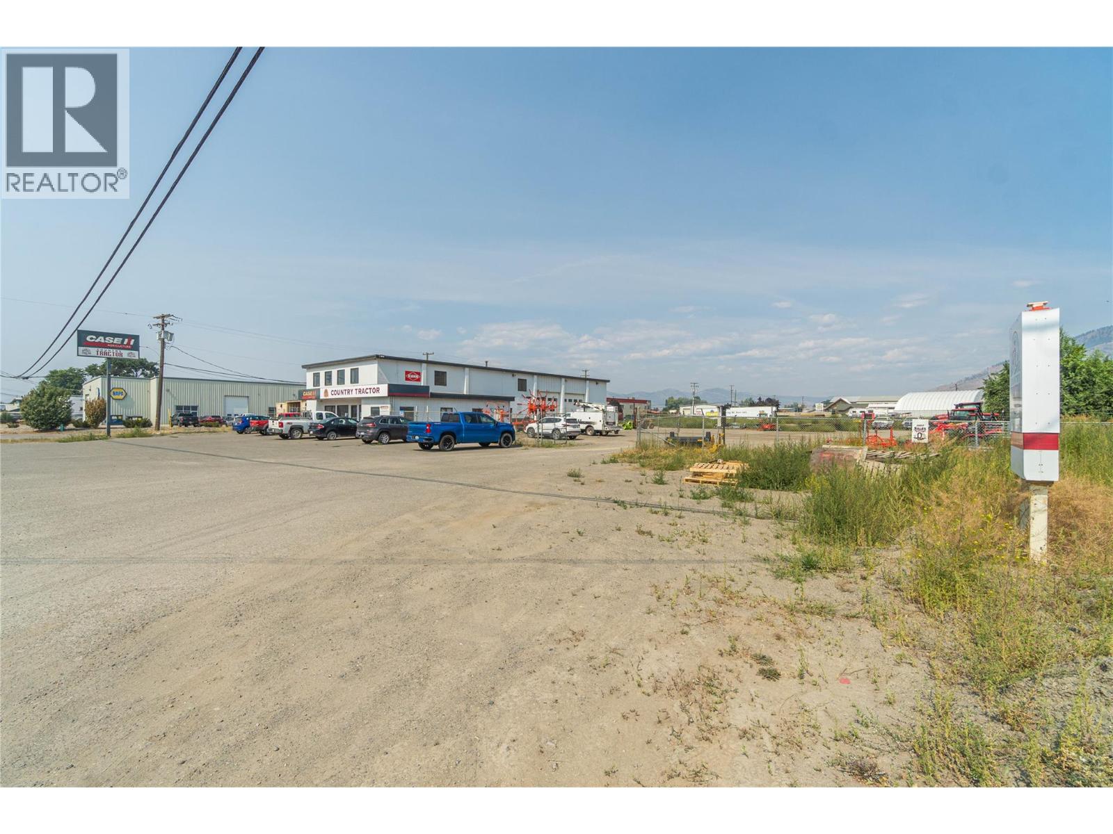 580 Chilcotin Road Property Photo 3
