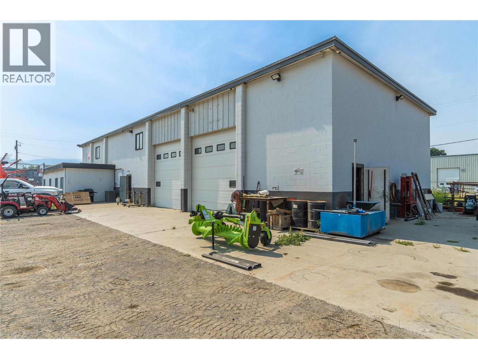 580 Chilcotin Road Property Photo 17