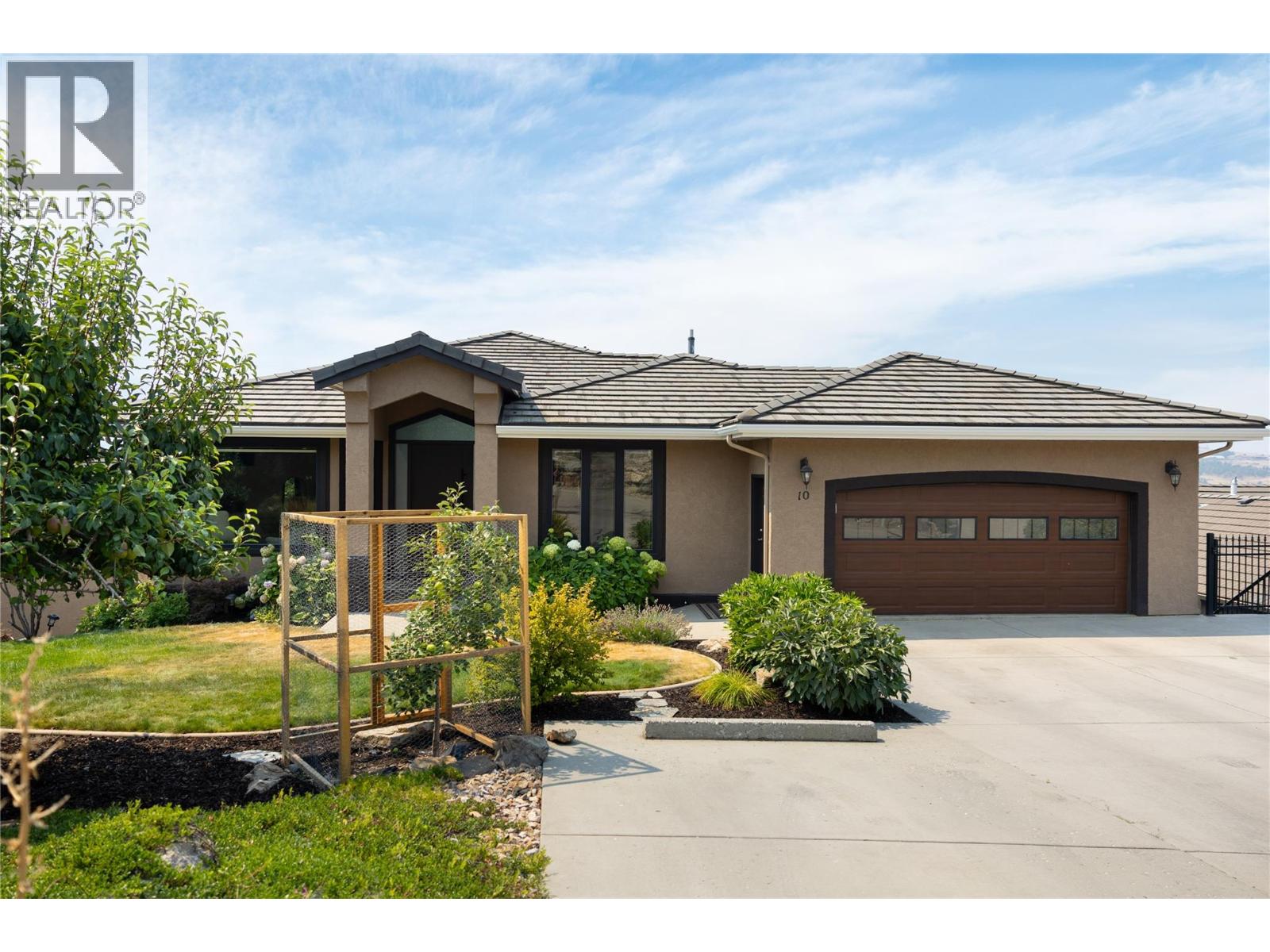 10 Bayview Heights Property Photo 6