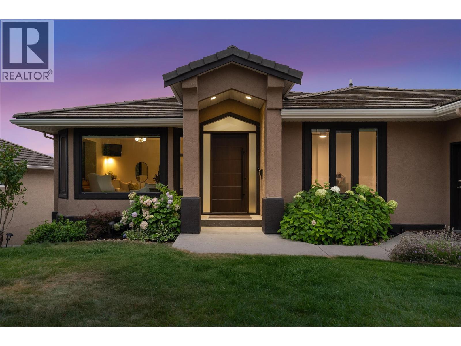10 Bayview Heights Property Photo 71