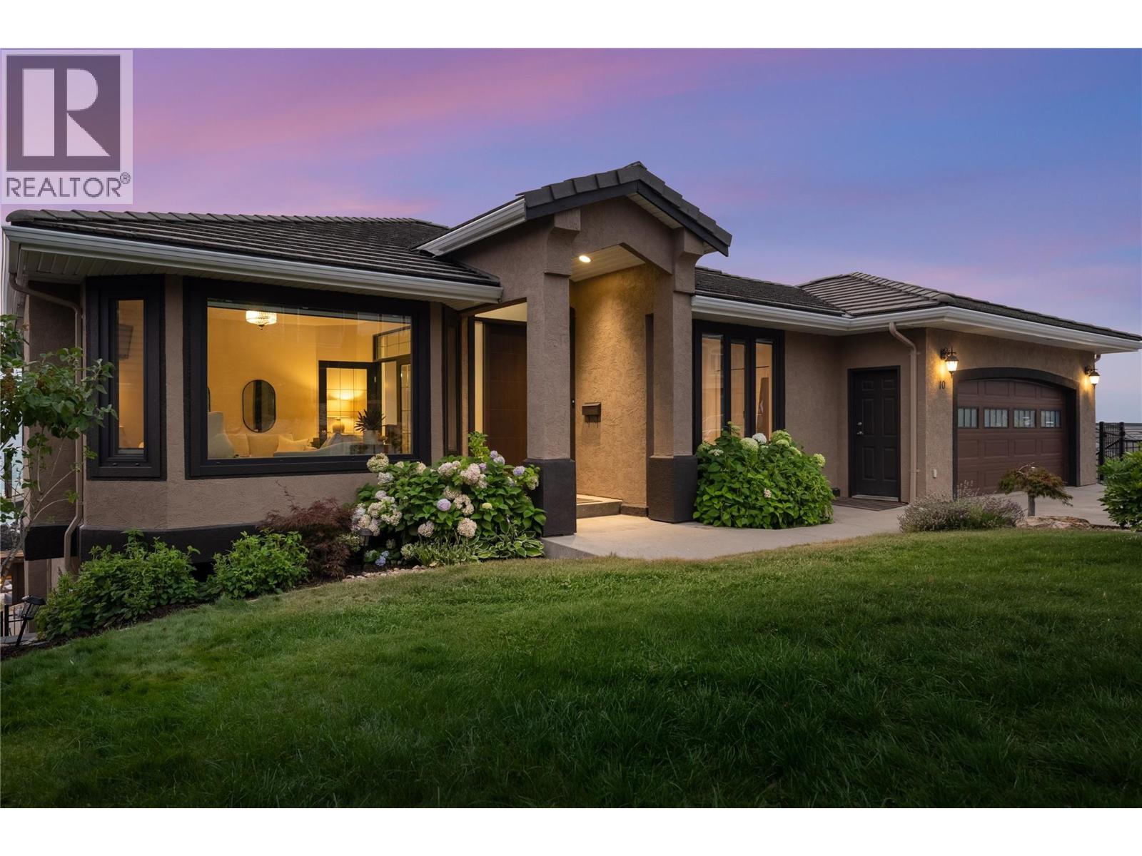 10 Bayview Heights Property Photo 72