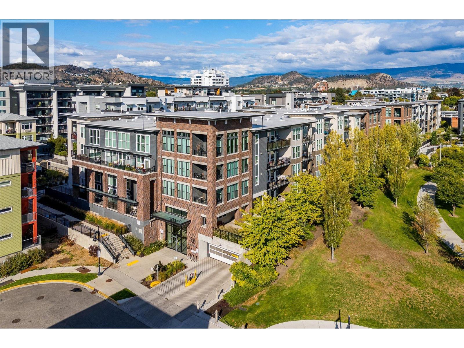 1775 Chapman Place Unit# PH06 Property Photo 1