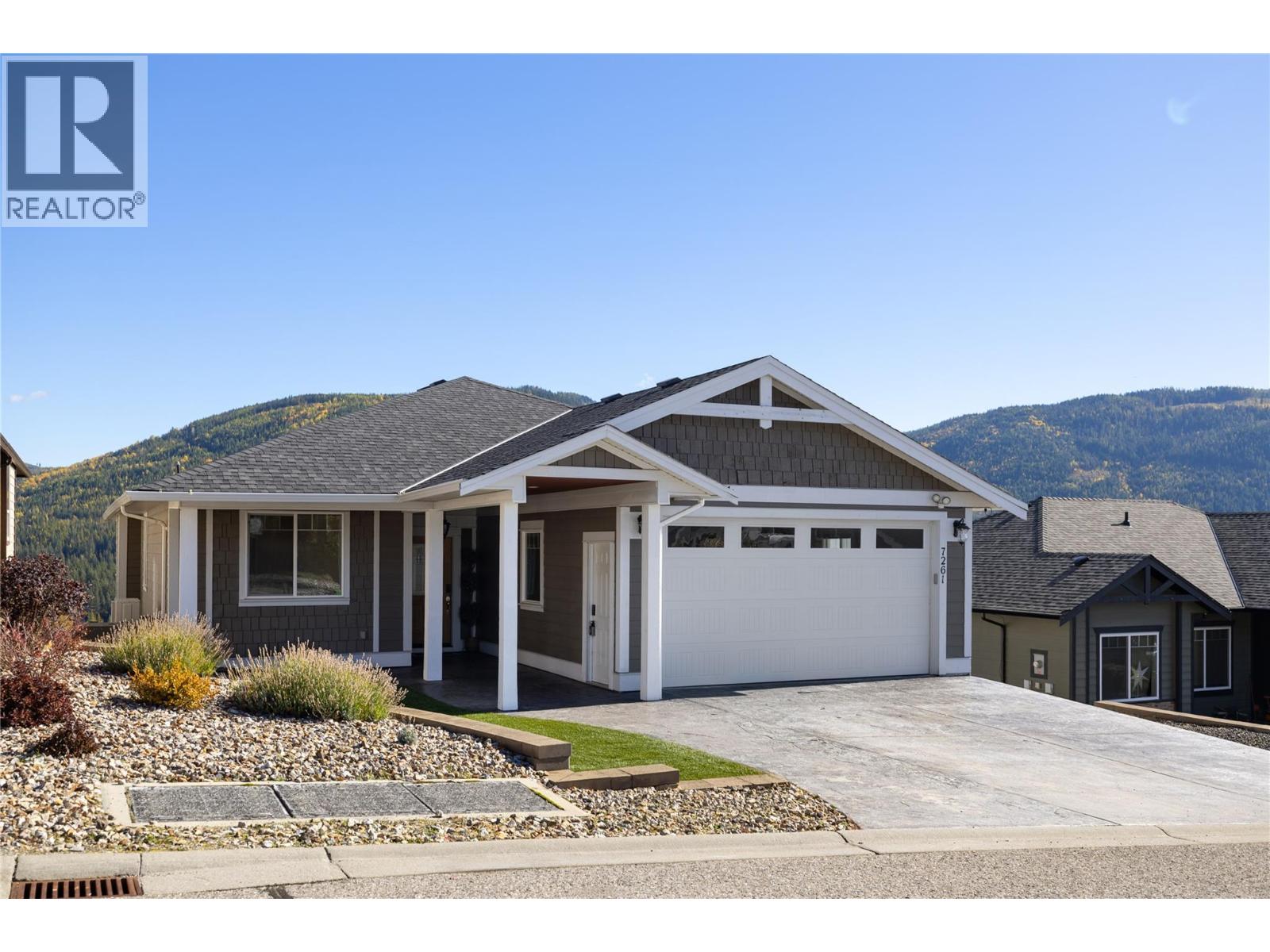 7261 Silver Ridge Drive Property Photo 1