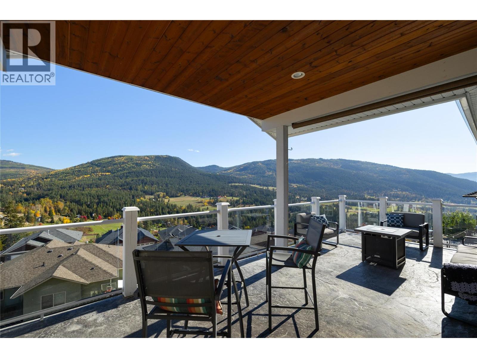 7261 Silver Ridge Drive Property Photo 9