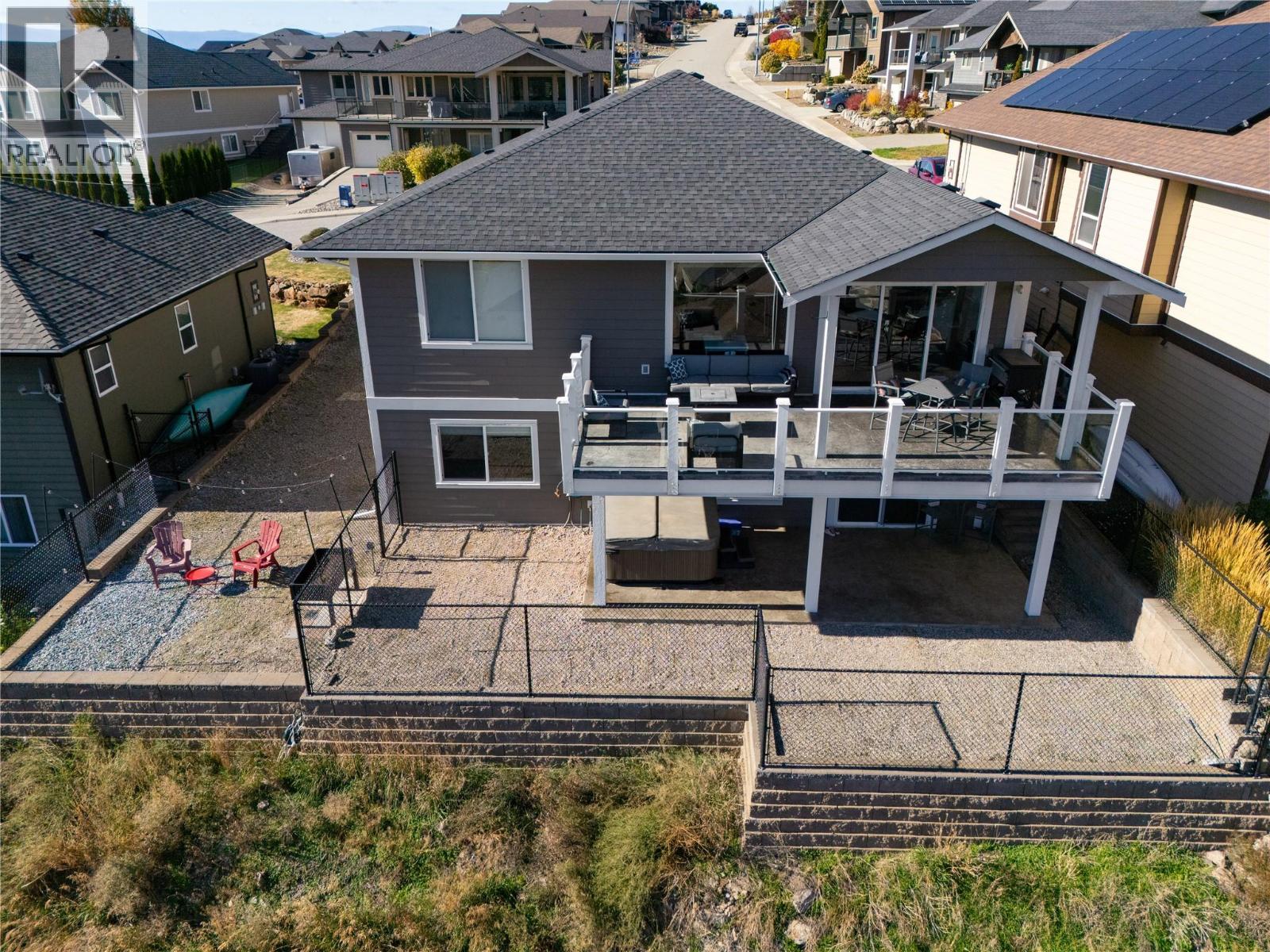 7261 Silver Ridge Drive Property Photo 10
