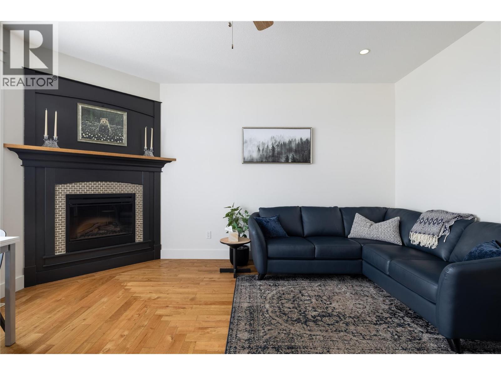 7261 Silver Ridge Drive Property Photo 35