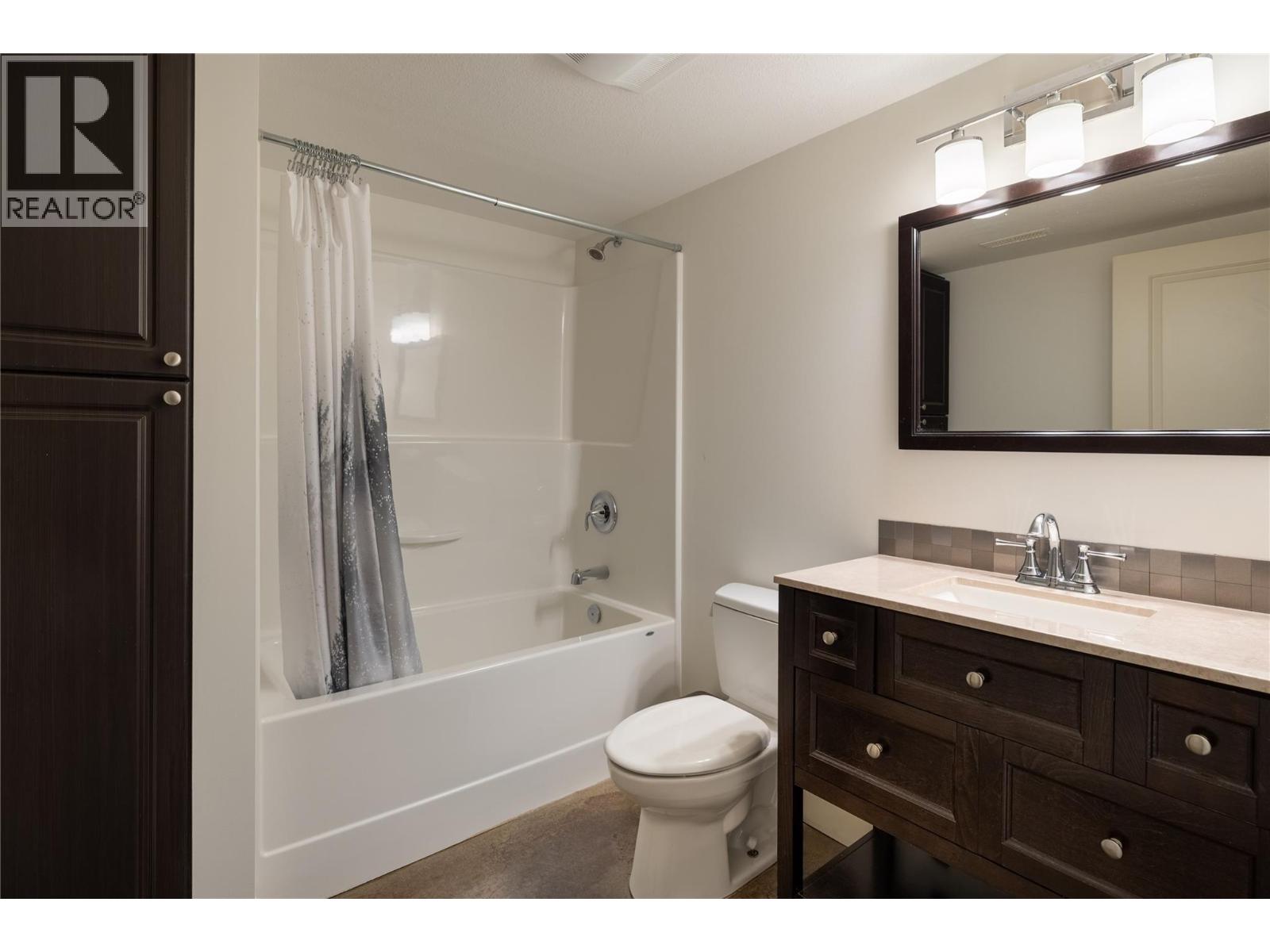 7261 Silver Ridge Drive Property Photo 53