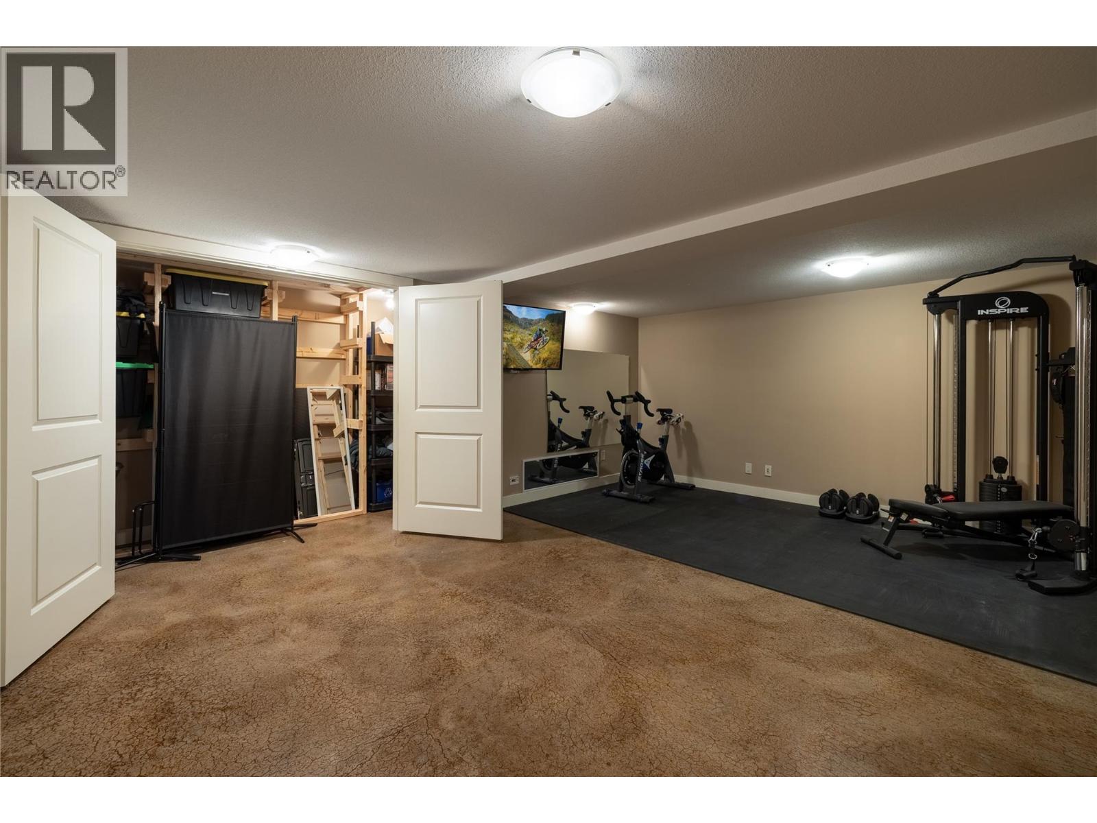 7261 Silver Ridge Drive Property Photo 56