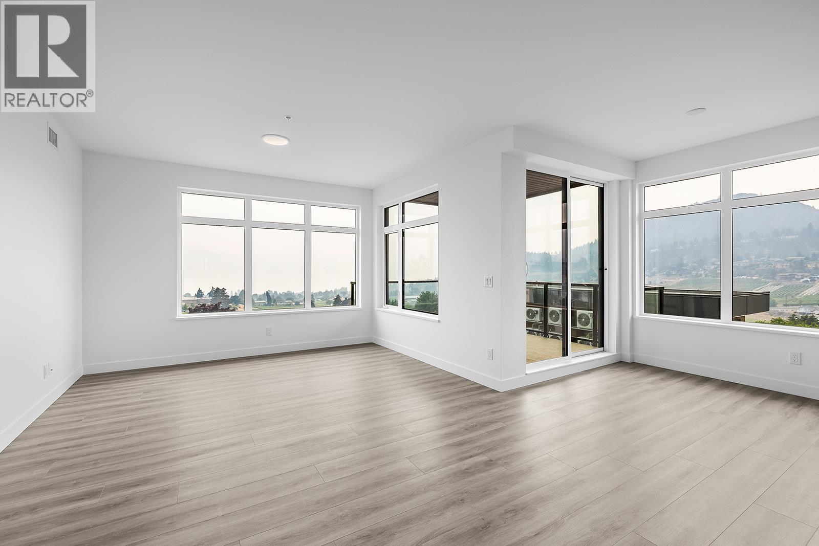 2760 Olalla Road Unit# 403 Property Photo 8