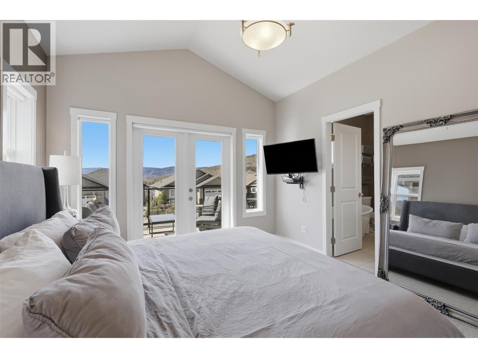 2109 Doubletree Crescent Property Photo 8