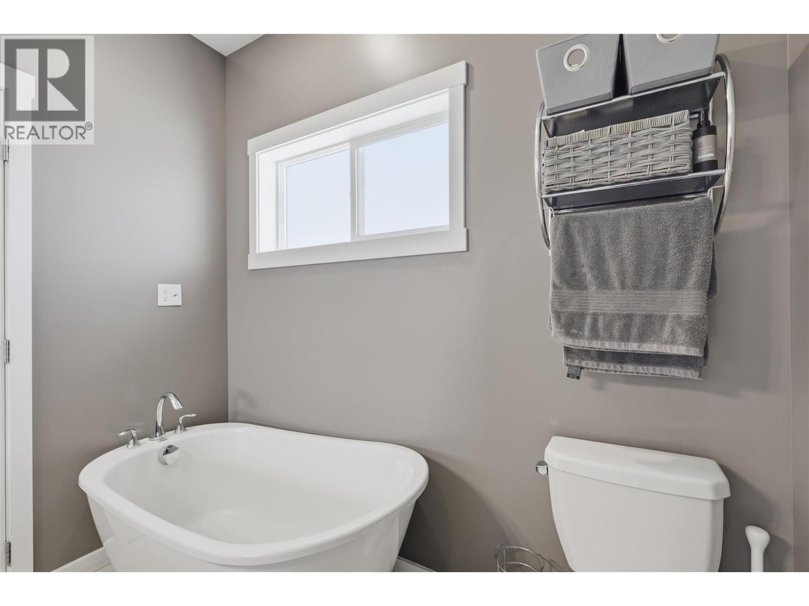 2109 Doubletree Crescent Property Photo 31