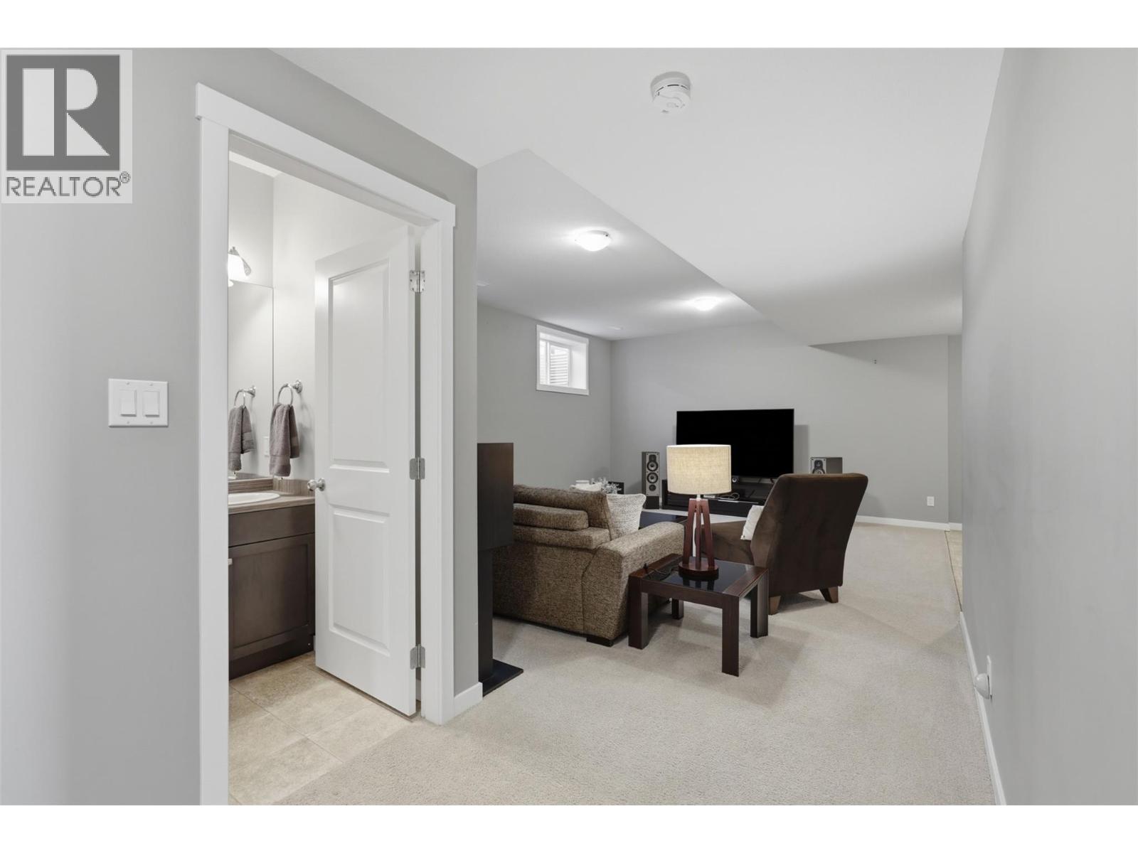 2109 Doubletree Crescent Property Photo 46