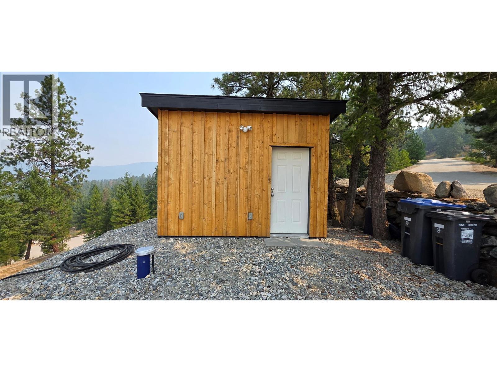 120 Sasquatch Court Property Photo 12