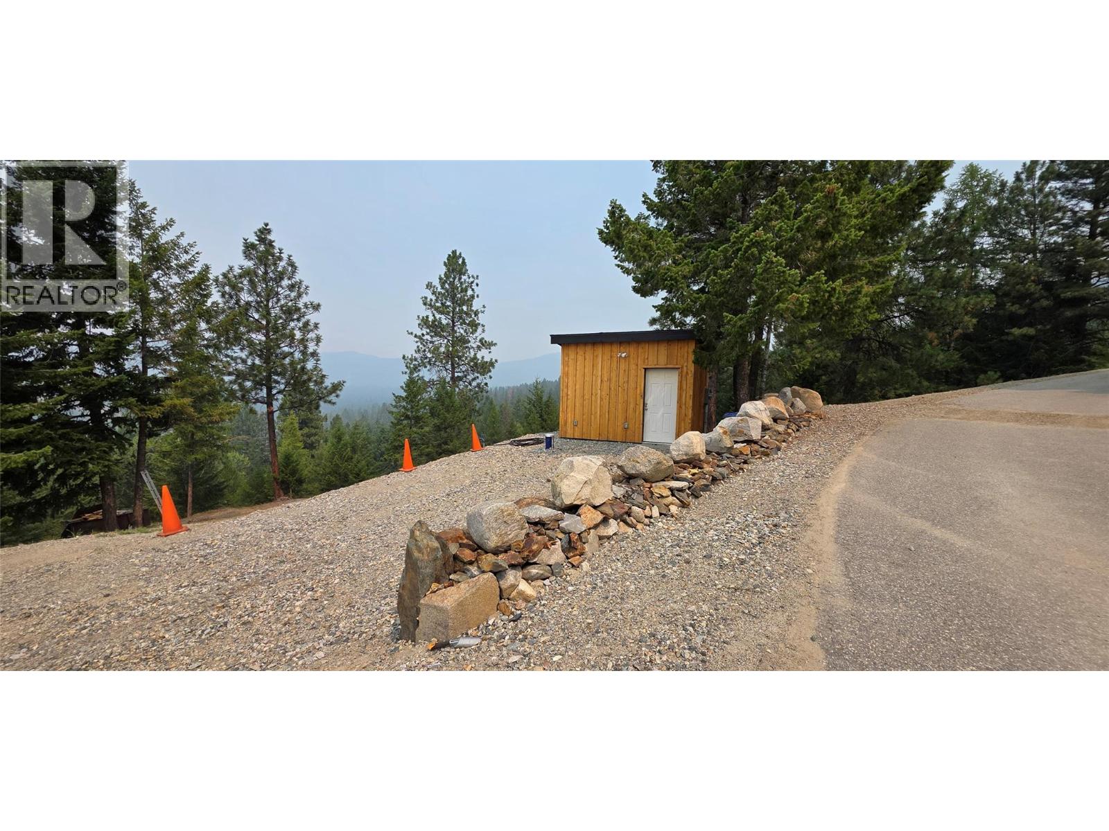 120 Sasquatch Court Property Photo 21