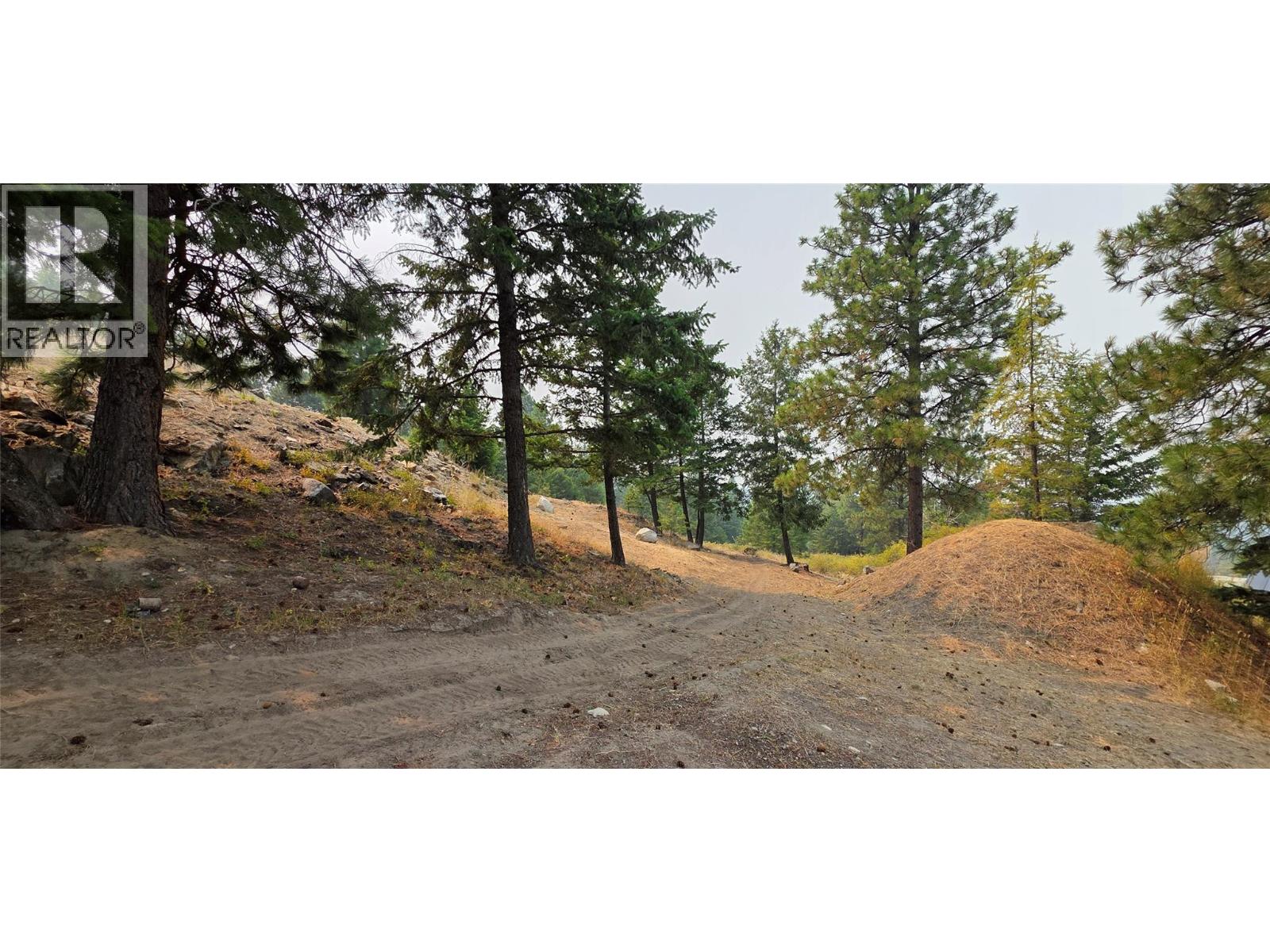 120 Sasquatch Court Property Photo 35
