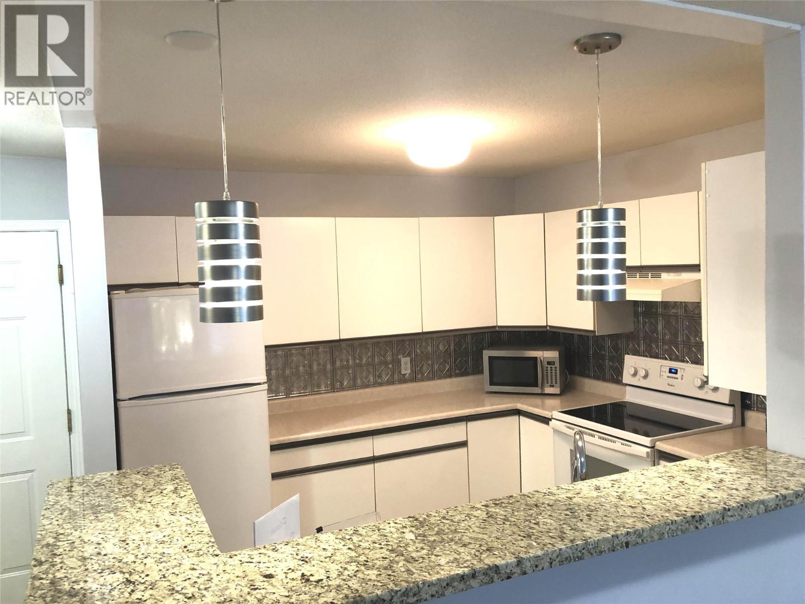 400 Sutton Crescent Unit# 310 Lot# 42 Property Photo 7