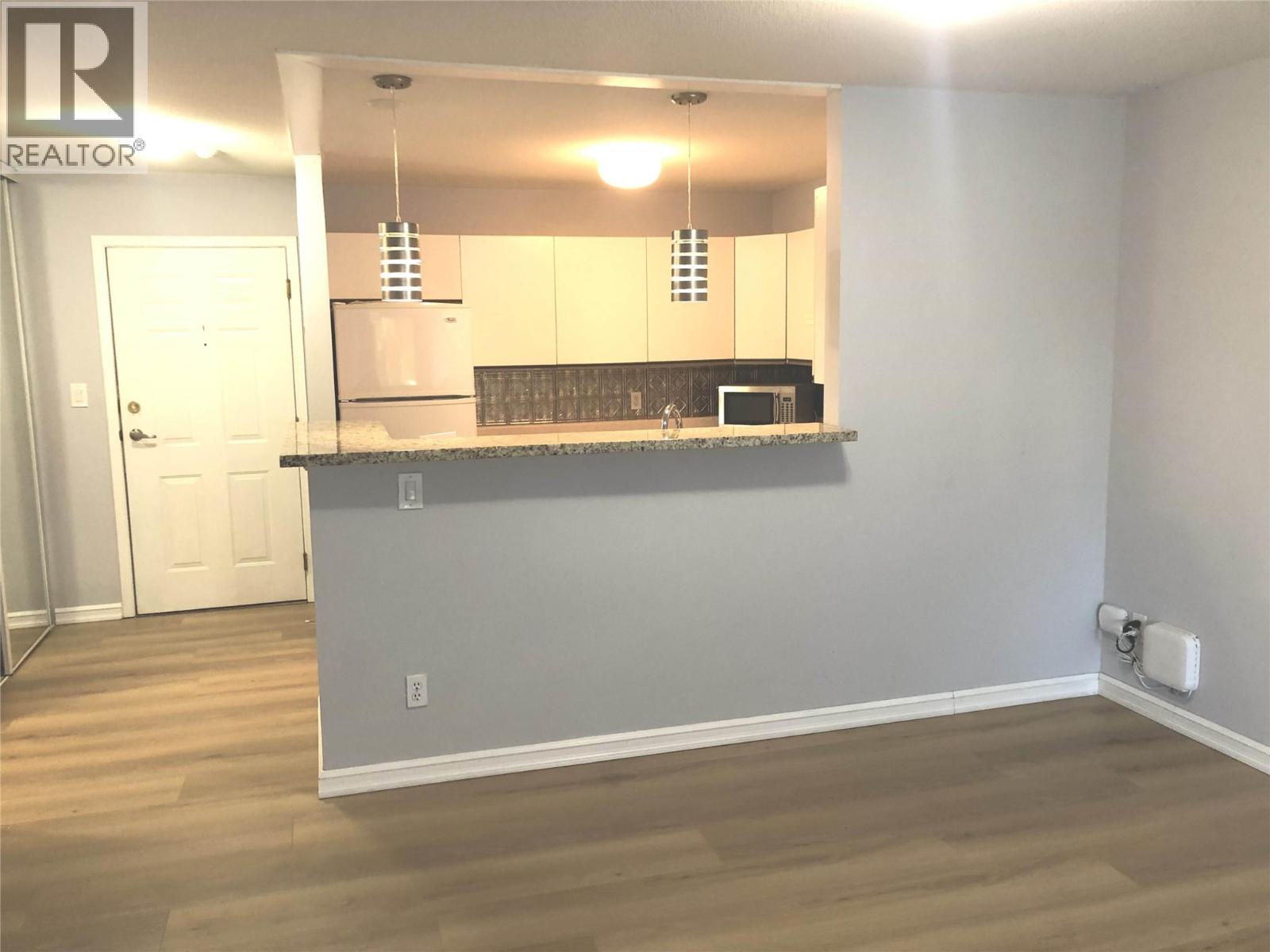 400 Sutton Crescent Unit# 310 Lot# 42 Property Photo 8