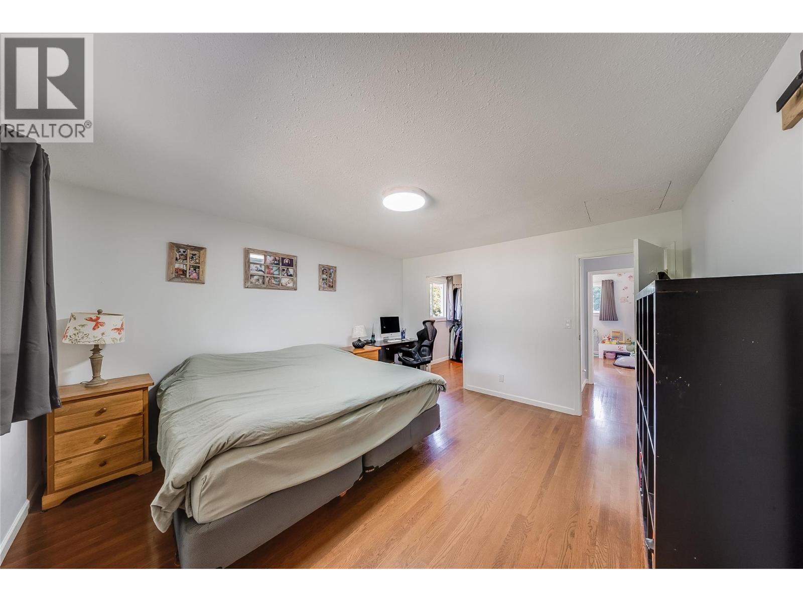1684 Ridgewood Drive Property Photo 16