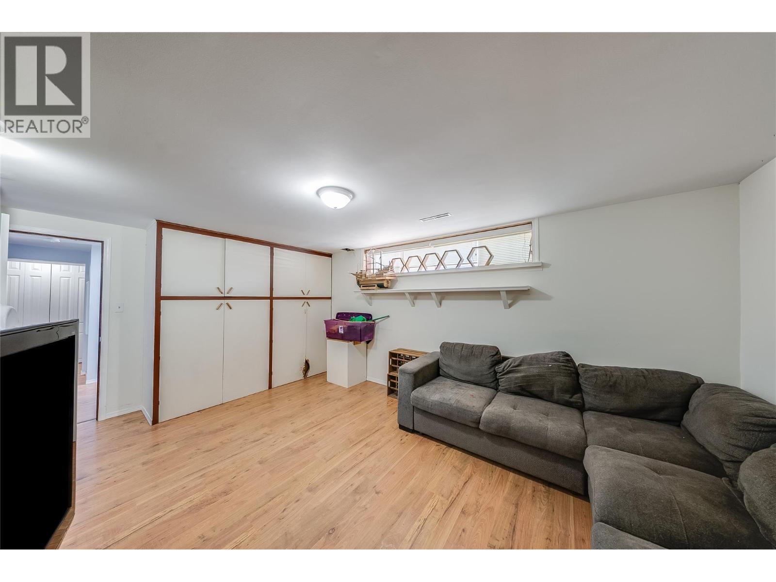 1684 Ridgewood Drive Property Photo 23