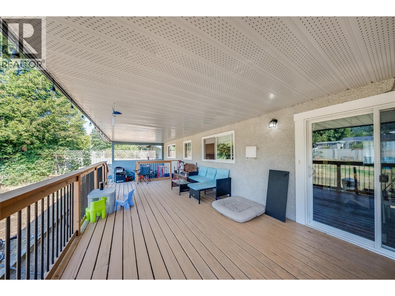 1684 Ridgewood Drive Property Photo 34