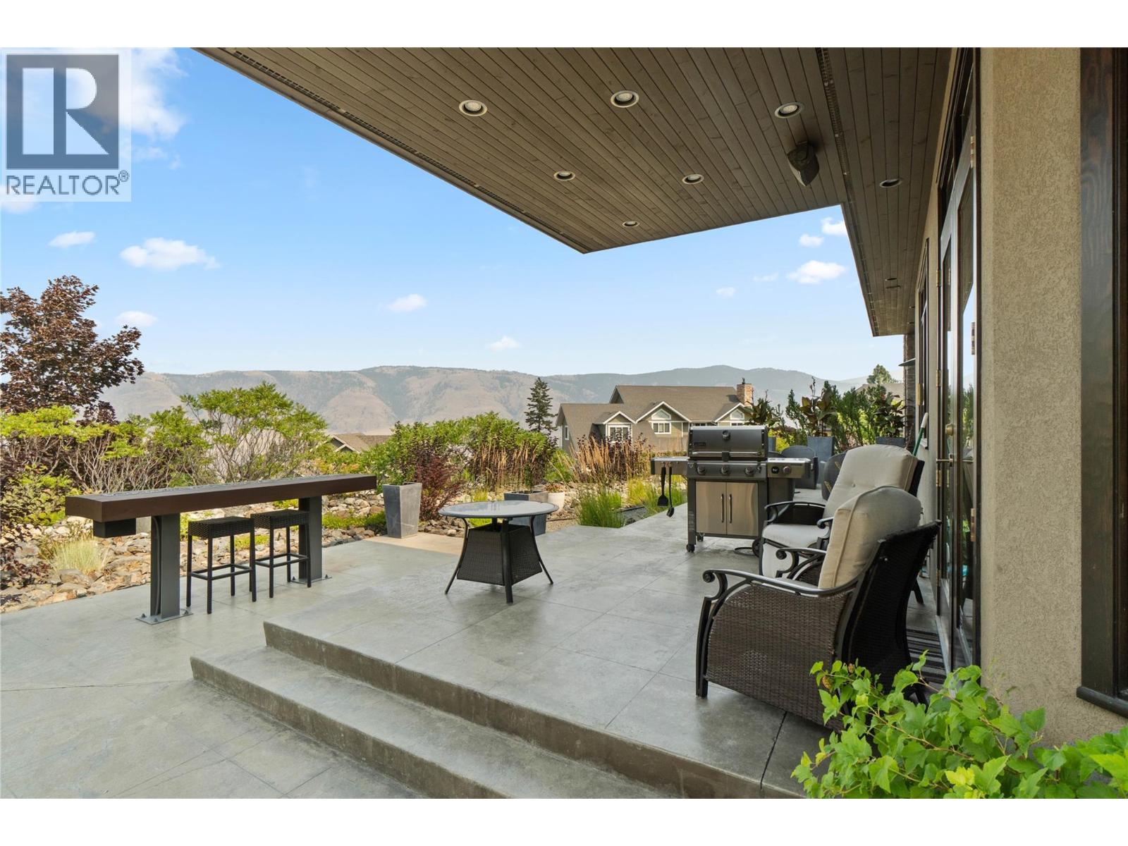 3020 Kicking Horse Drive Property Photo 10