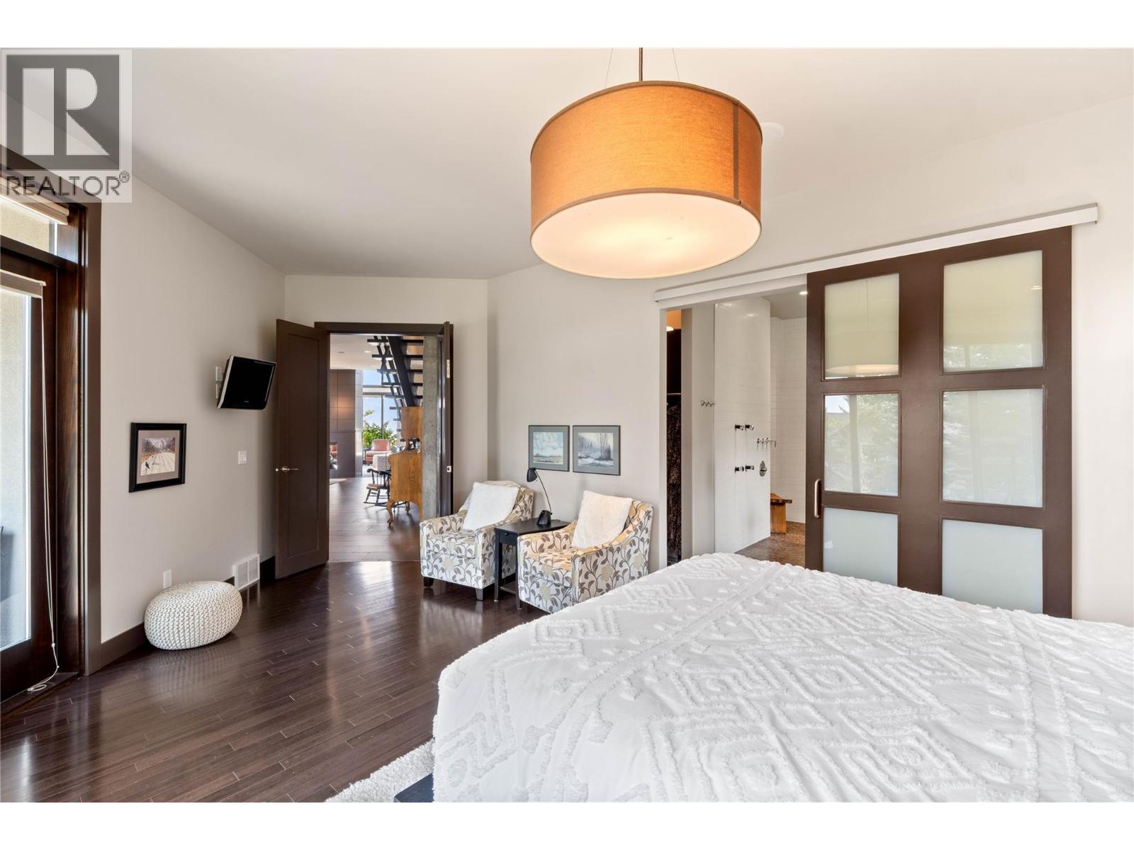 3020 Kicking Horse Drive Property Photo 17