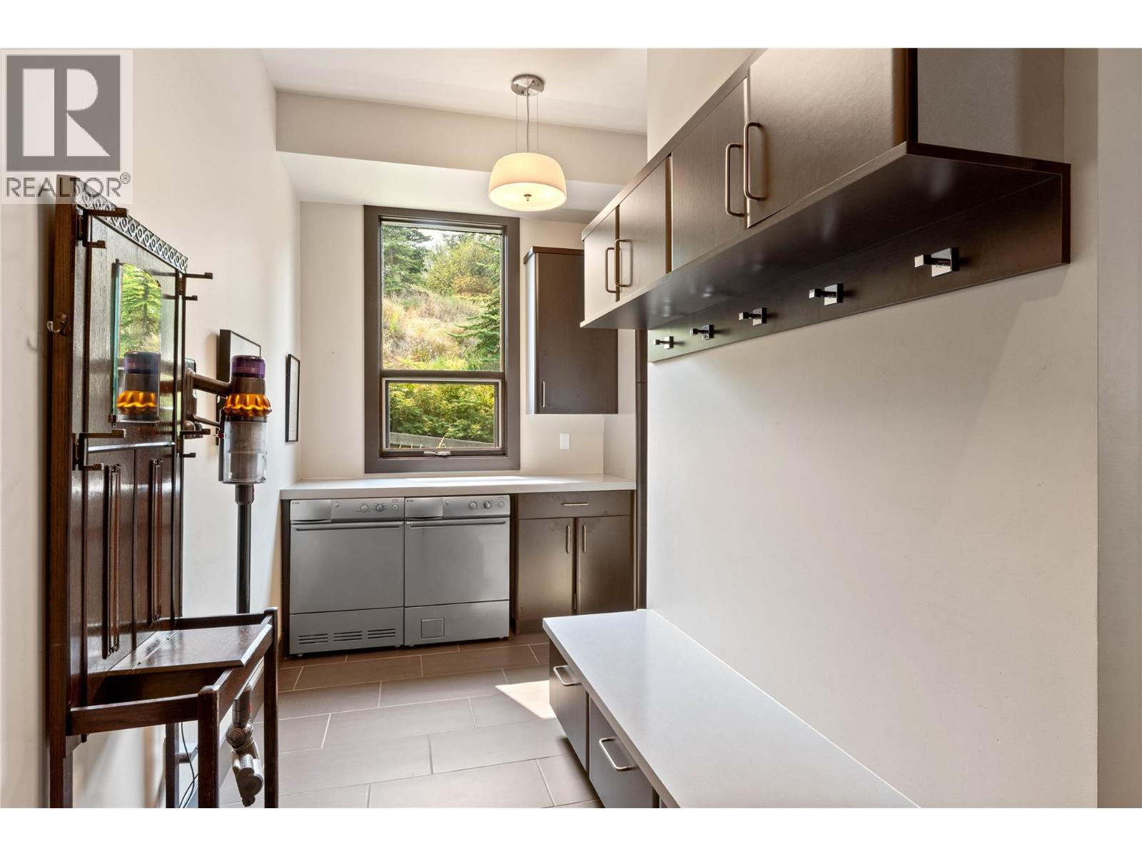 3020 Kicking Horse Drive Property Photo 24