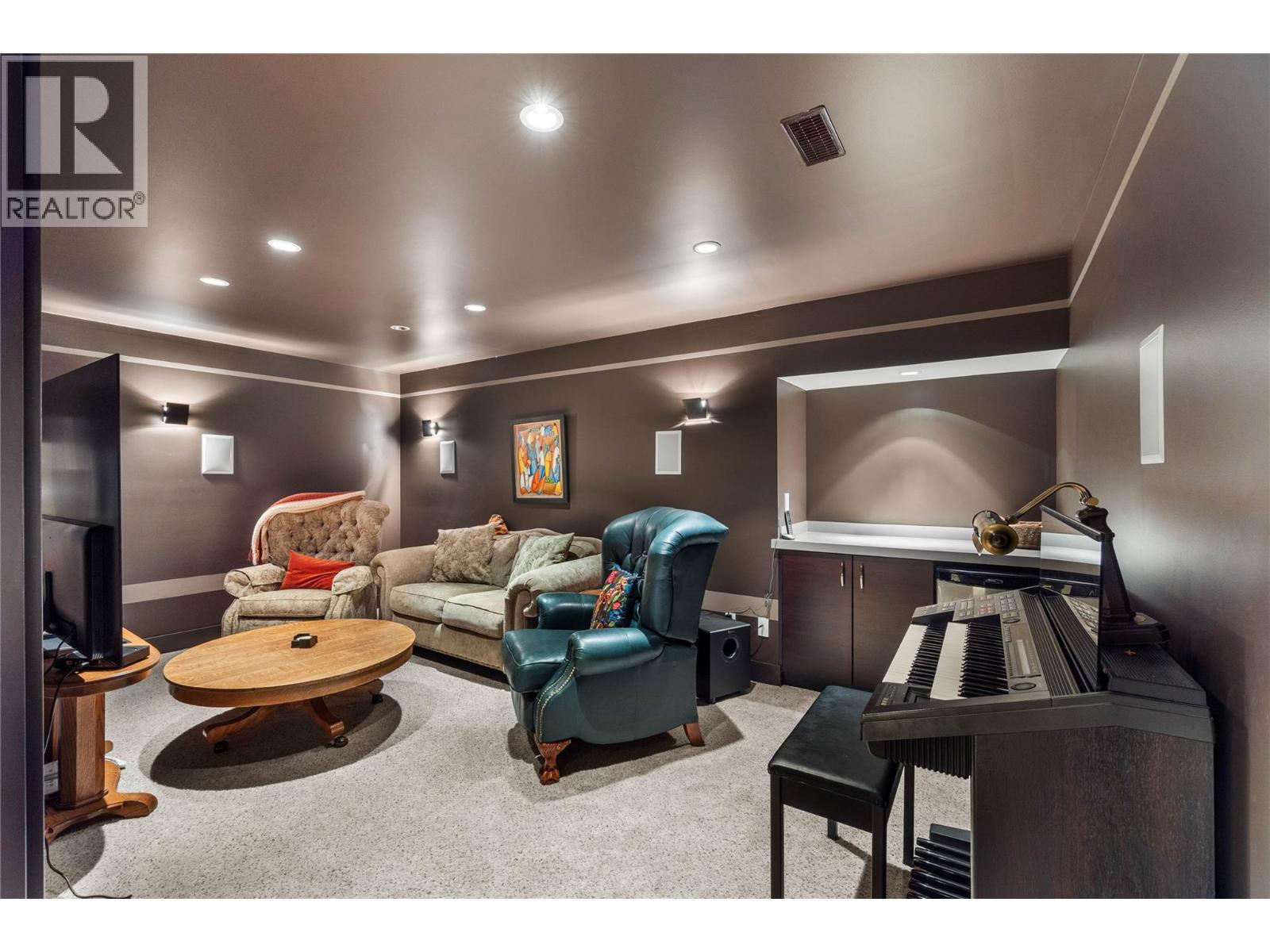 3020 Kicking Horse Drive Property Photo 43