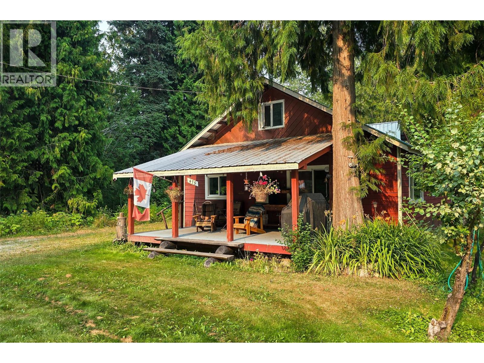 475 Westside Road Property Photo 1