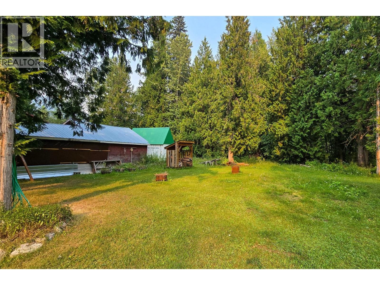 475 Westside Road Property Photo 31