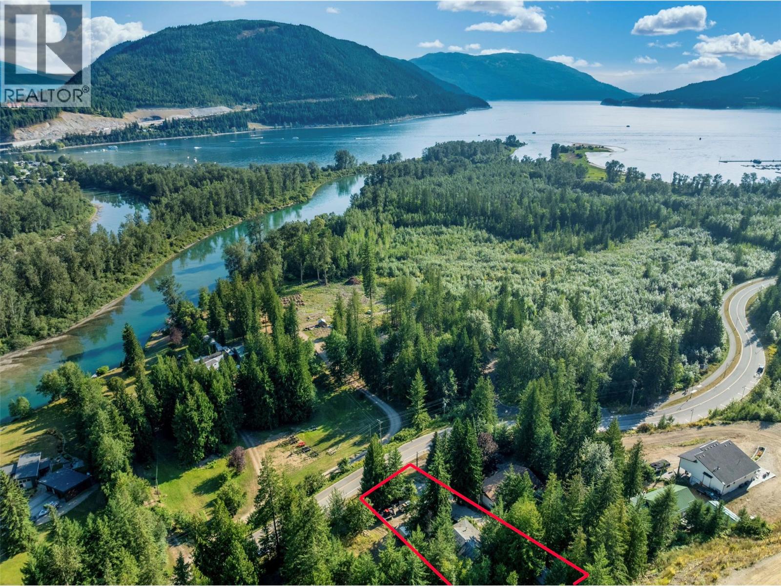 8 Old Town Road Property Photo 1
