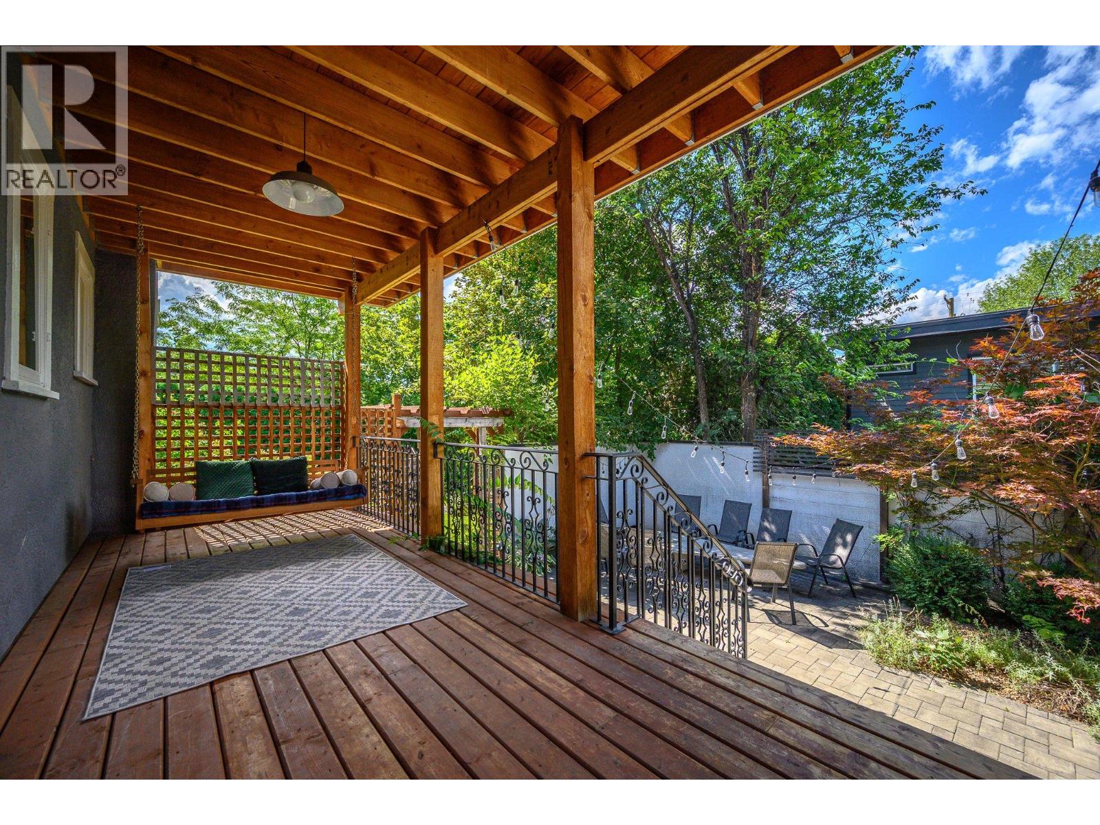 2501 30 Avenue Property Photo 41