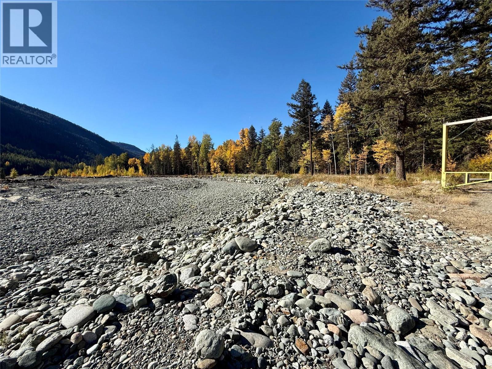 377 Tulameen River Road Property Photo 3