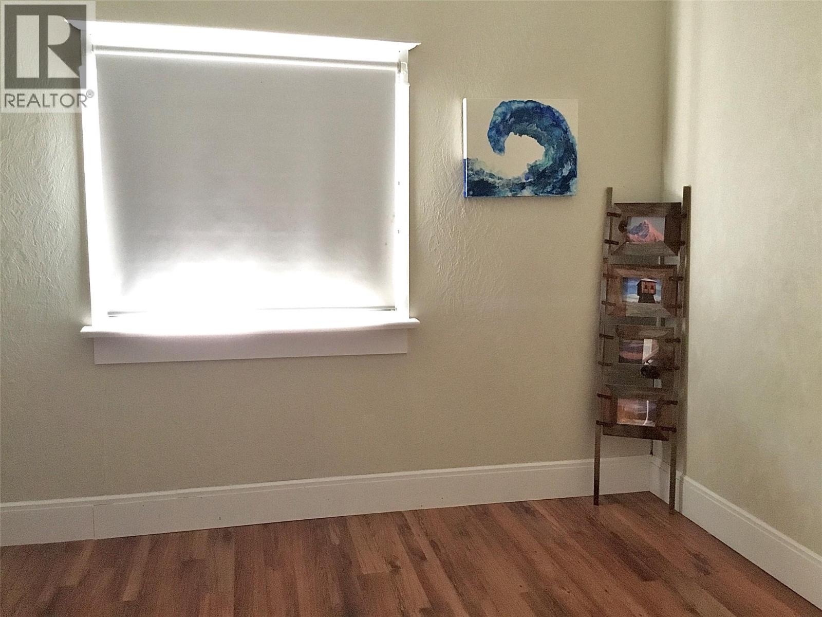 845 Wallinger Avenue Property Photo 26