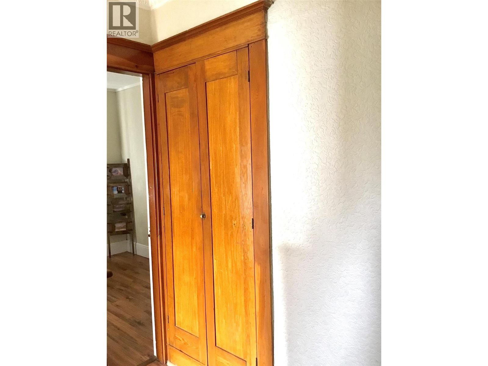 845 Wallinger Avenue Property Photo 27
