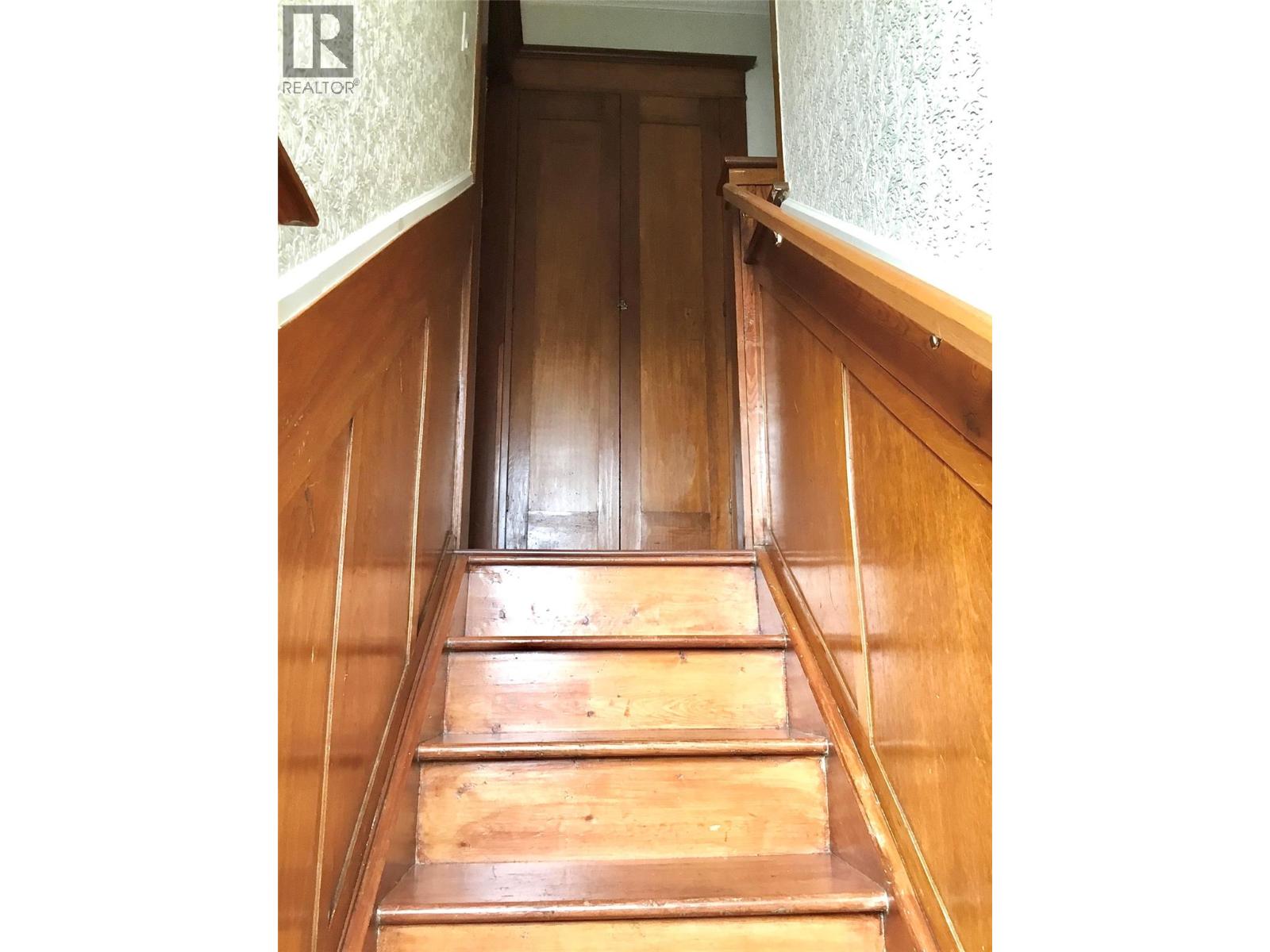 845 Wallinger Avenue Property Photo 35